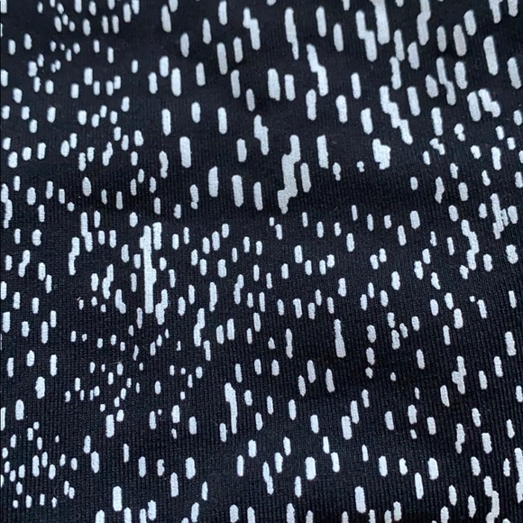 Fabletics Sports Bra - Picture 3 of 3